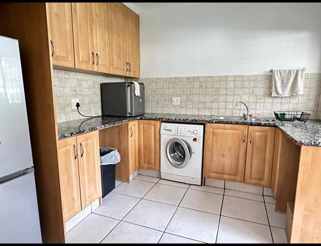 5 BEDROOM HOUSE FOR SALE IN BERGVLIET